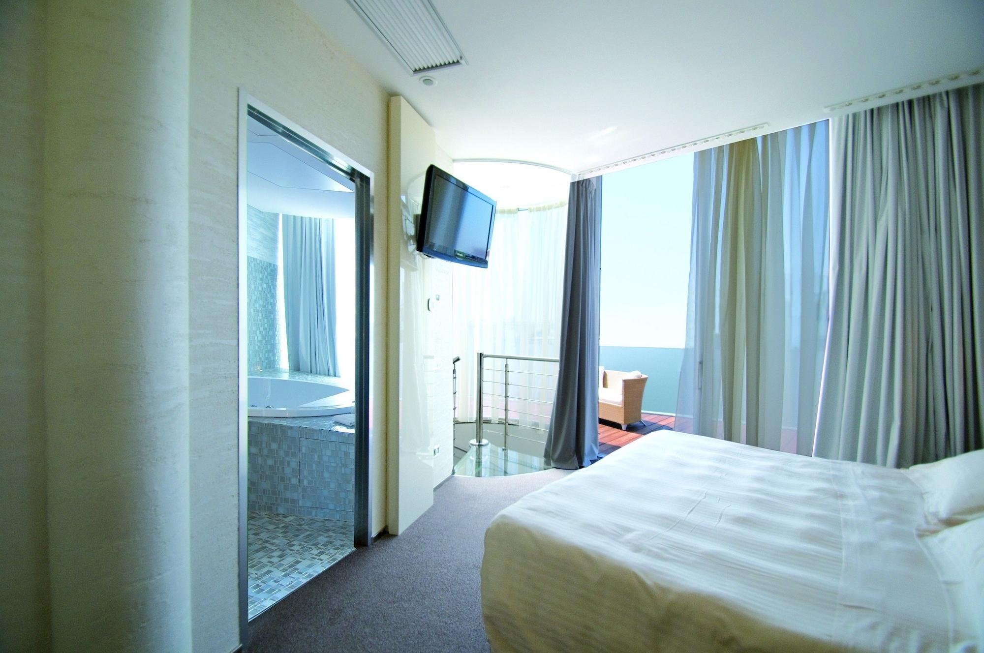 Hotel Waldorf- Premier Resort Μιλάνο Μαριτίμα Εξωτερικό φωτογραφία